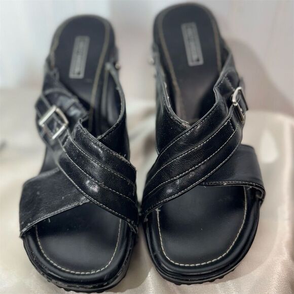 Harley-Davidson Black Wedge Slide Sandals 8.5M Studded Buckle Platform Biker Y2K - Picture 3 of 10